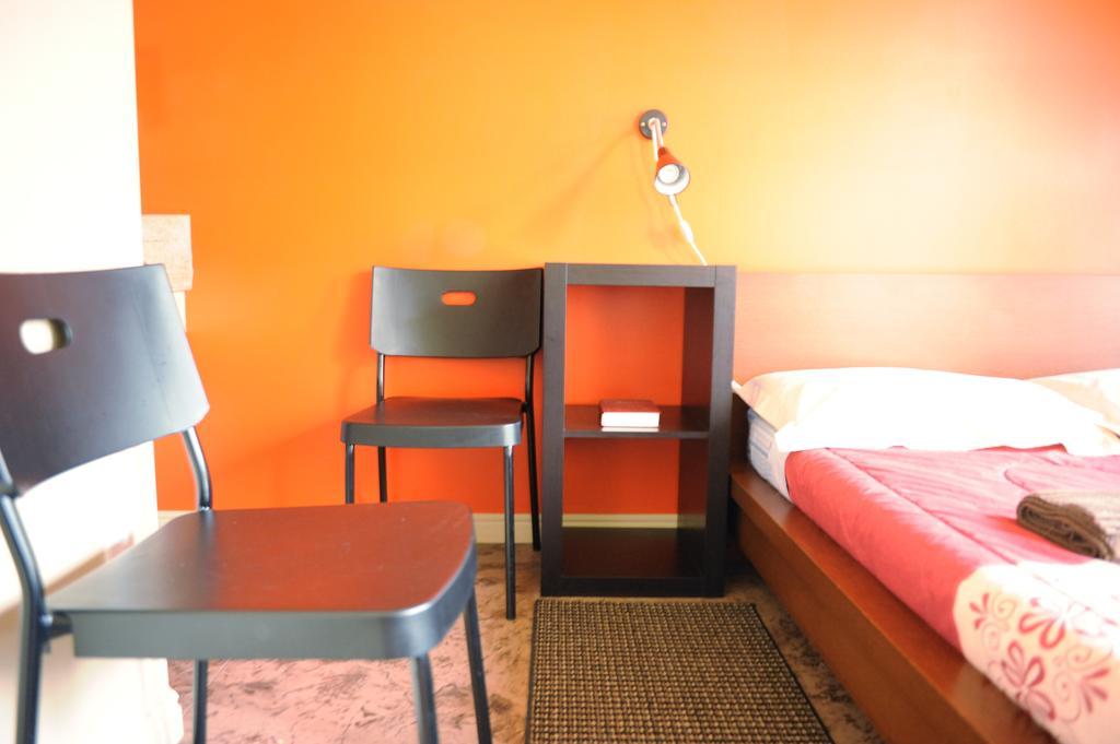 Camelot Inn At Honeyville Szoba fotó